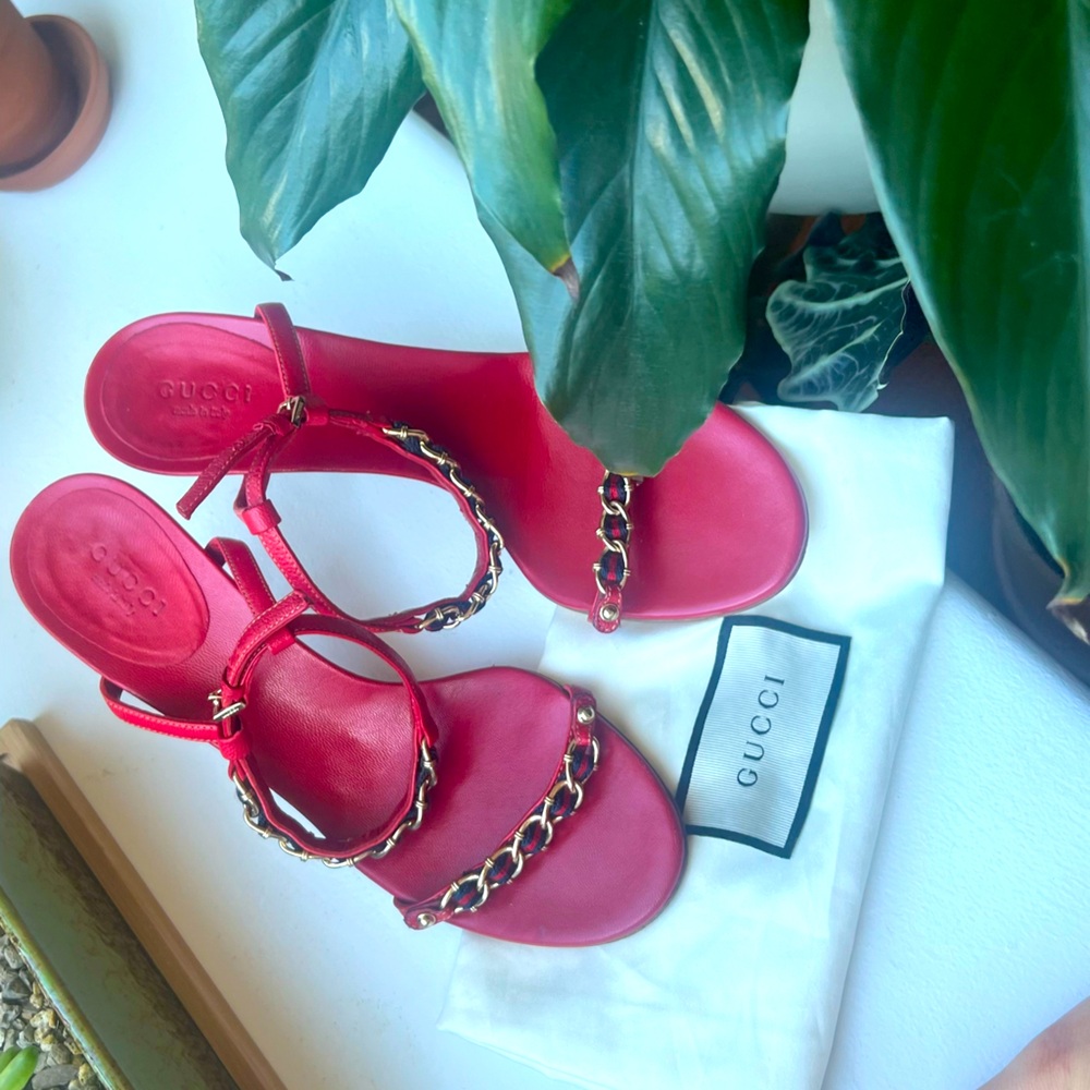 Vintage GUCCI kitten heels 👠 - Picture 7 of 13